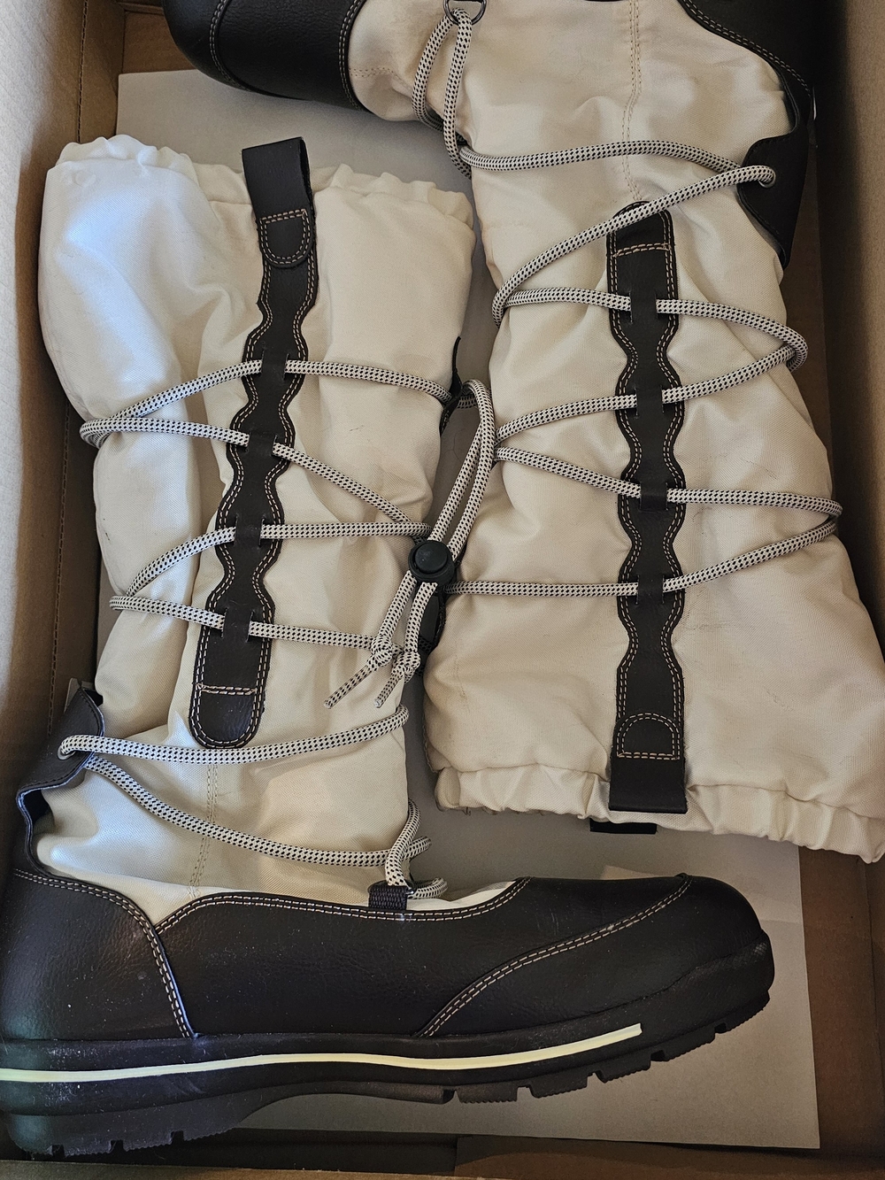 Lands' End Cream and Brown Insulated Lace-Up Winter Boots